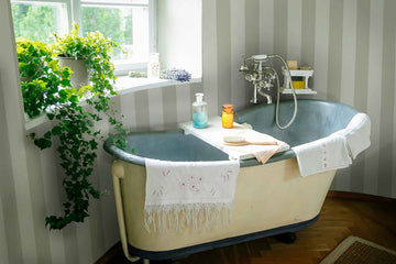Renueva tu baño con Papel Pintado Vinílico