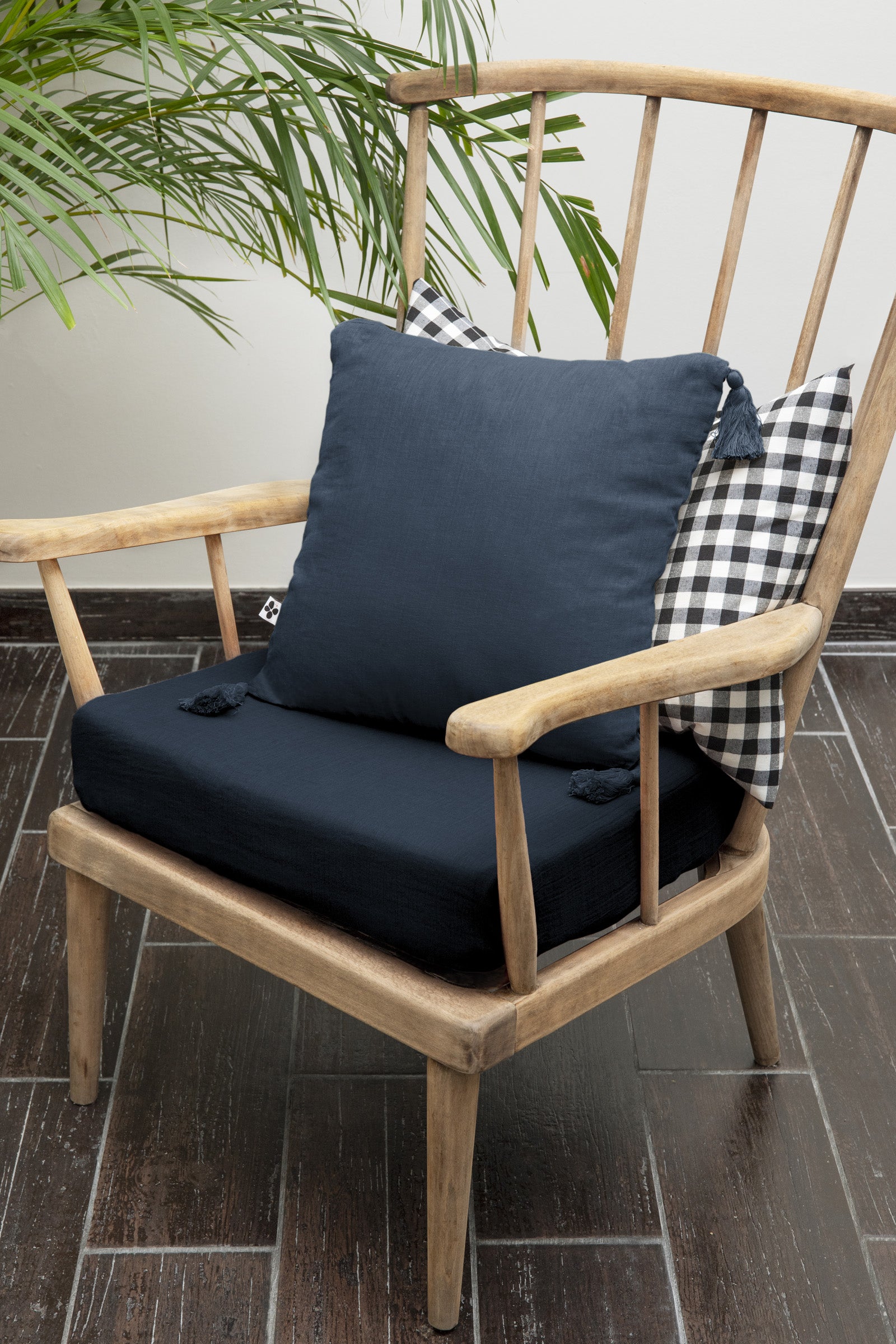 Cojín Gaia Azul Oscuro