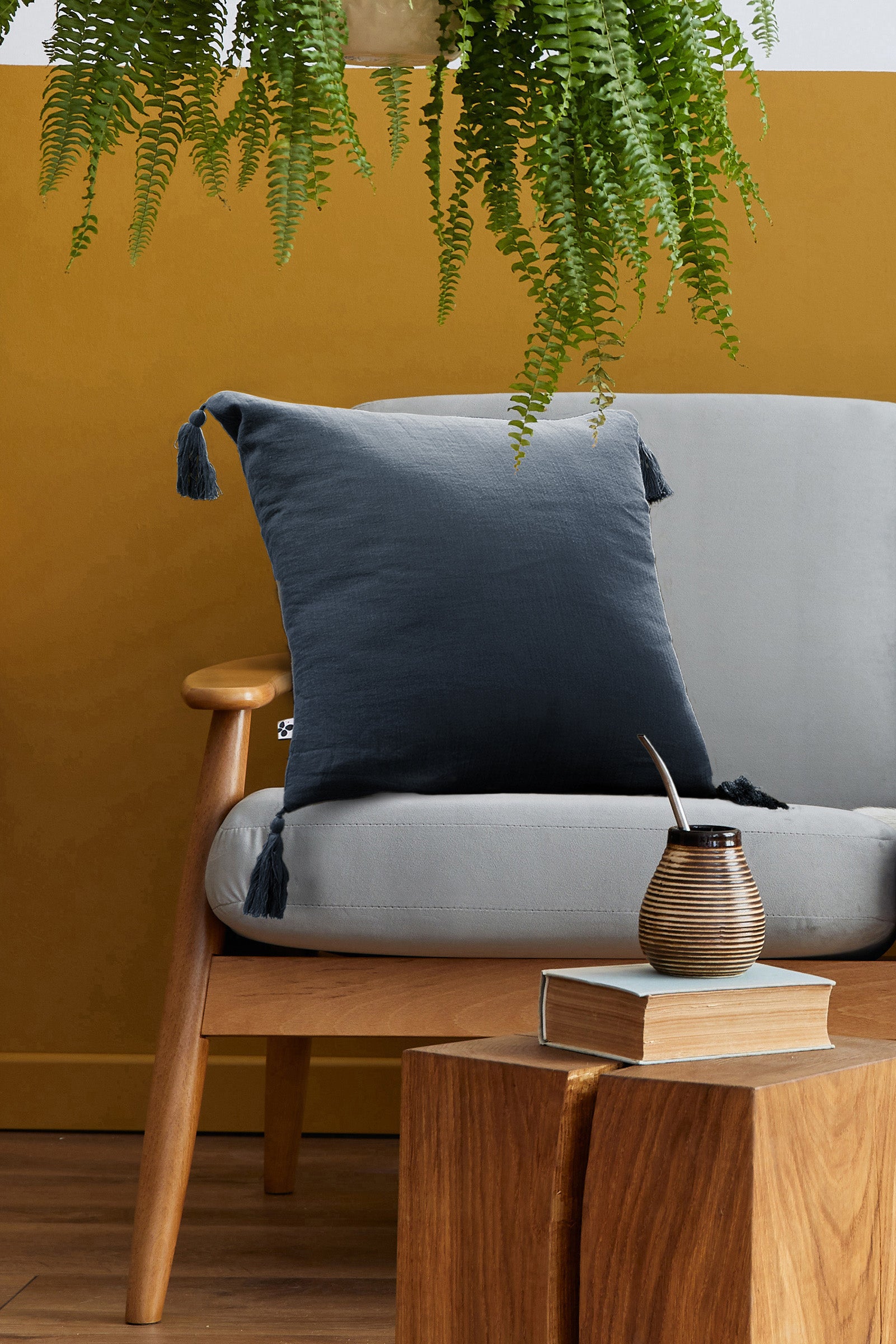 Cojín Gaia Azul Oscuro