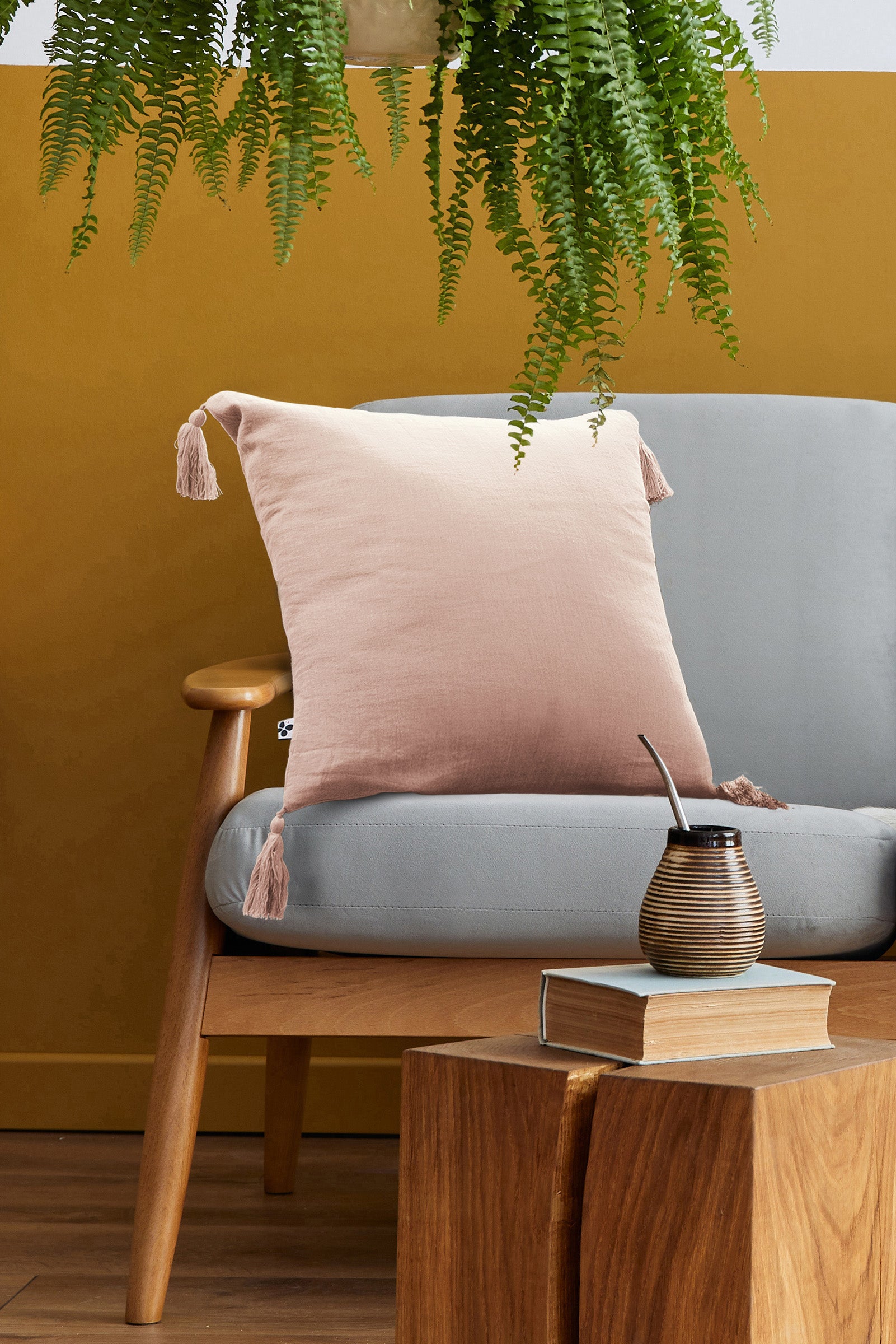 Cojín Gaia Rosa Empolvado