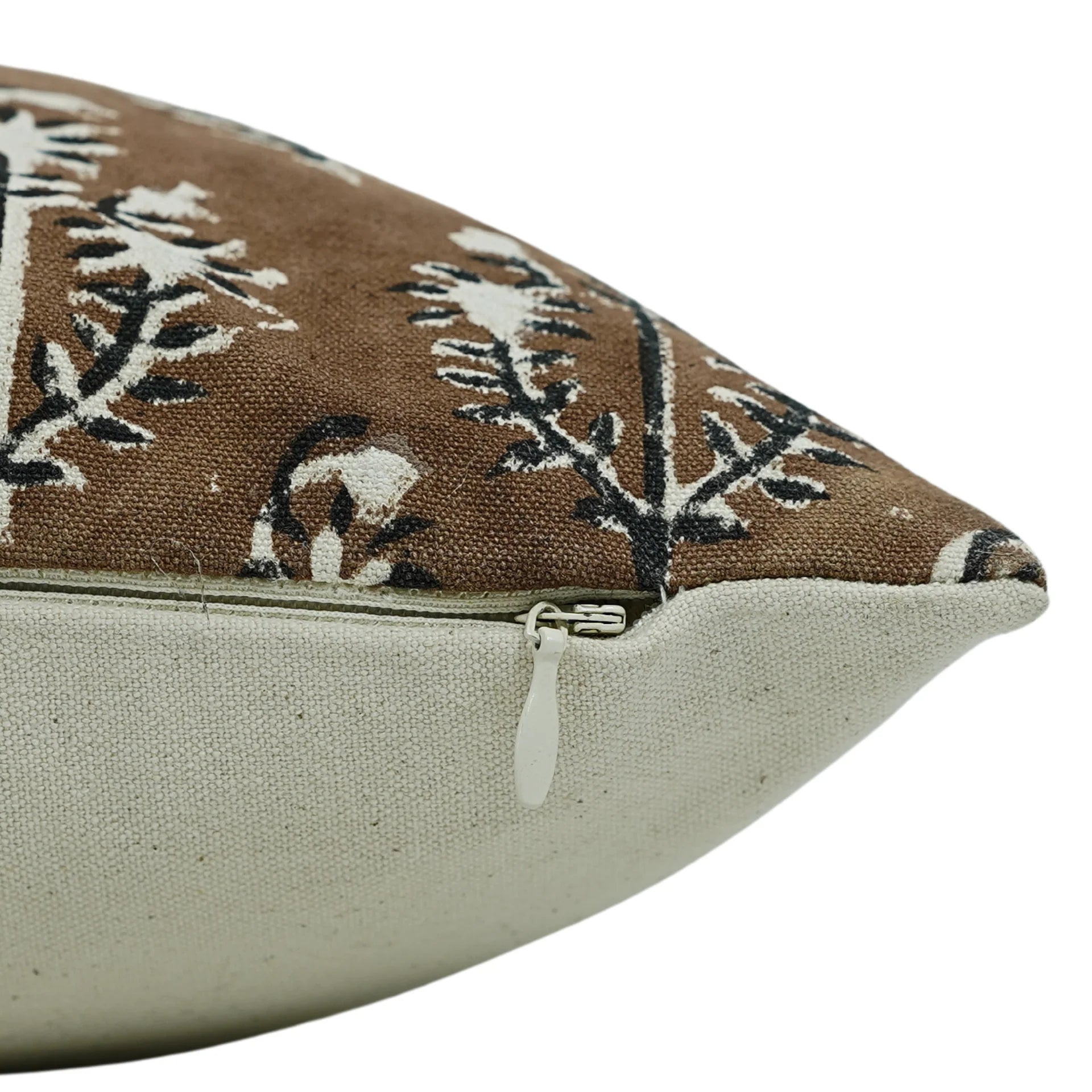 Funda de cojín Neelgagan Marrón